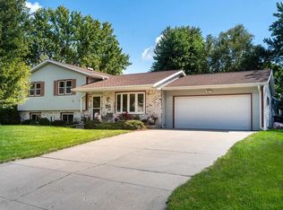 421 Nottingham Rd, Stoughton, WI 53589