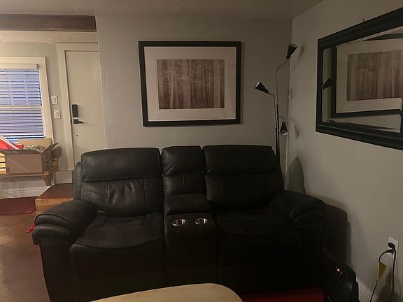 4th image of 1016 1/2 U St