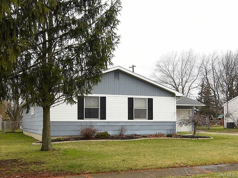 1st image of 74 Fairview Dr