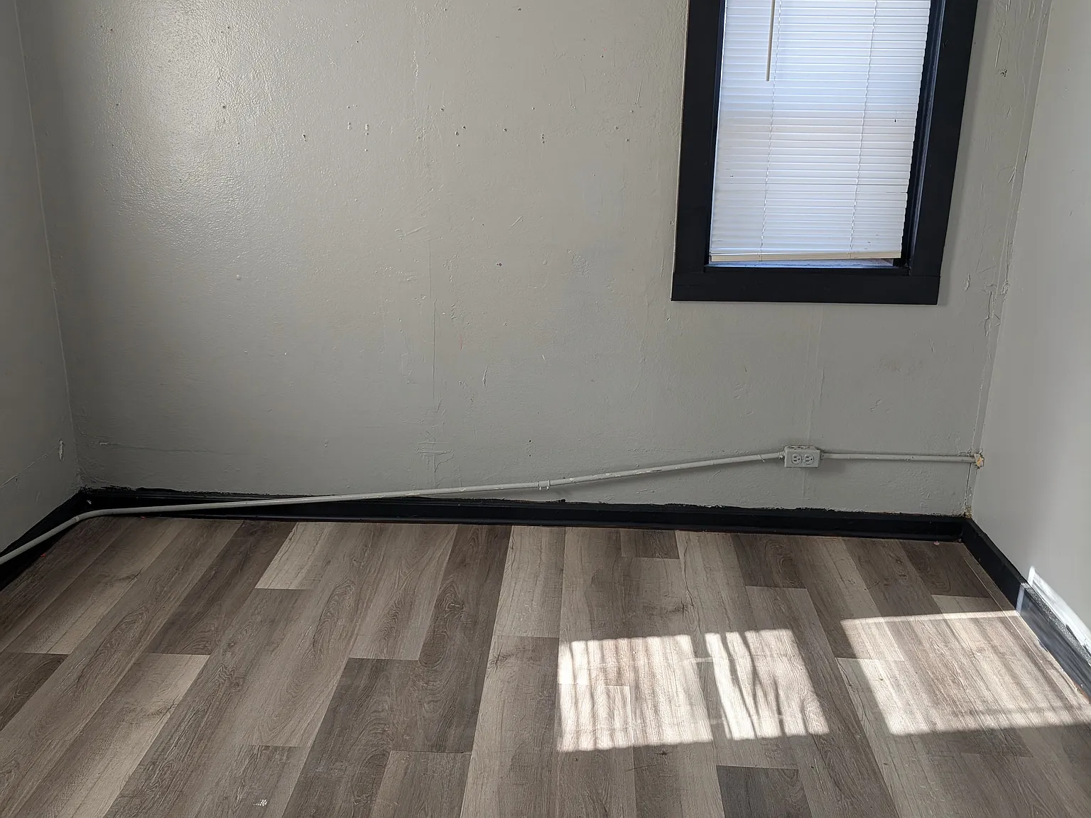 2 bed, 925 sqft, $1,100 — Photo 3