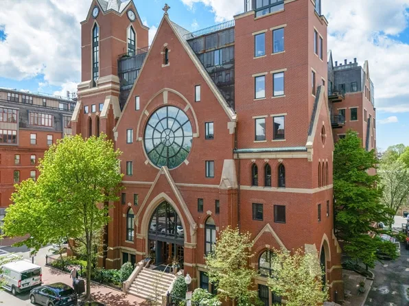 2 Clarendon St APT 302, Boston, MA 02116
