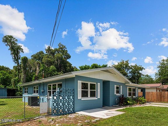 2nd image of 304 WESTOVER Circle