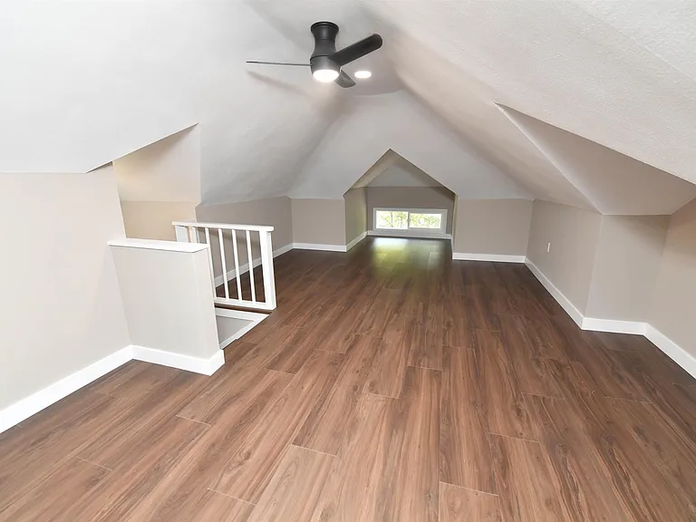 1027 N University St — Photo 53