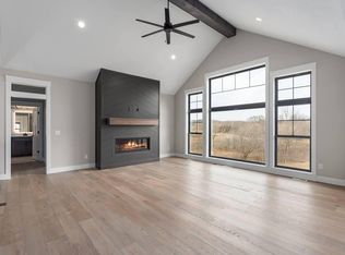 1187 60th St, Hudson, WI 54016