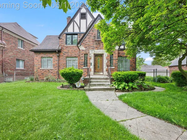 19537 Lancashire St, Detroit, MI 48223