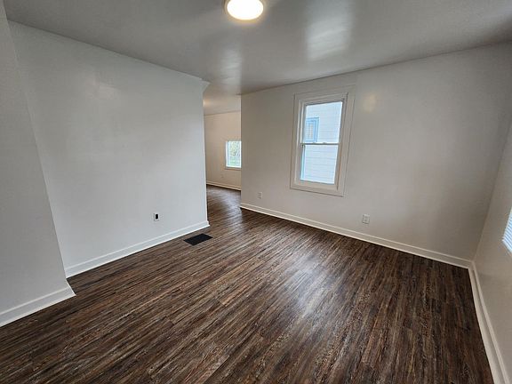 5th image of 6827 Savannah Ave
