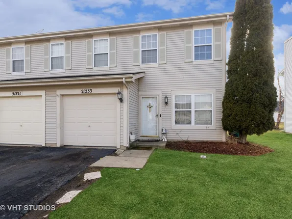 21233 W Edison Ln, Plainfield, IL 60544