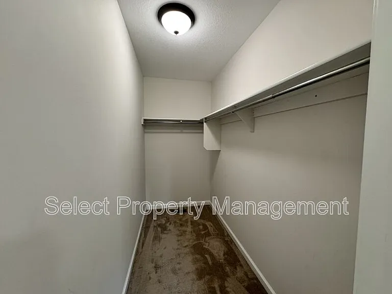 2239 Rittenhouse Pl — Photo 20