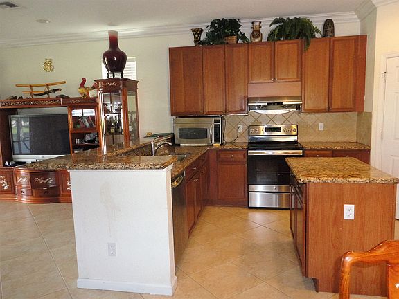 5th image of 1855 SW Jamesport Dr