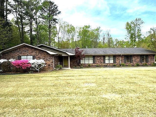 1st image of 205 Browning Dr