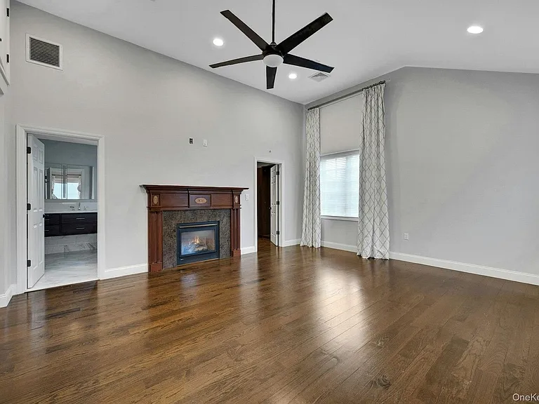 47 Highland Ave — Photo 15