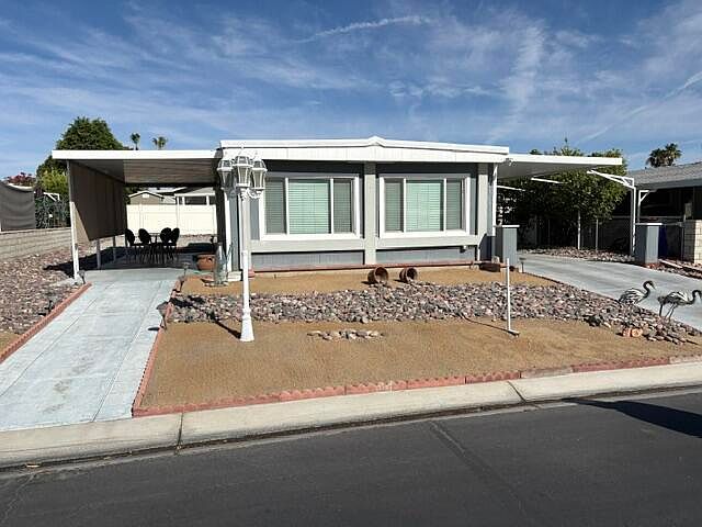 1st image of 38910 Desert Greens Dr