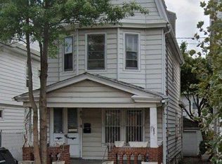 8727 94th St, Woodhaven, NY 11421