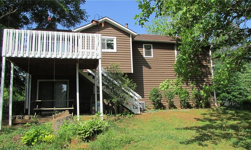 2nd image of 1207 Brays Mill Trce