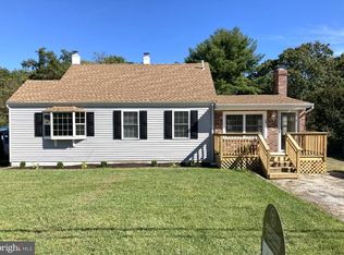 24 Oak Ln, Little Egg Harbor, NJ 08087