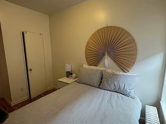 4th image of 226 E 29th St APT 4f