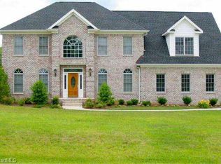 7591 Trebbiano Dr, Stokesdale, NC 27357