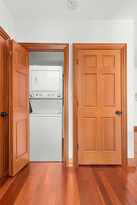 Sold by Sotheby's International Realty | media 13