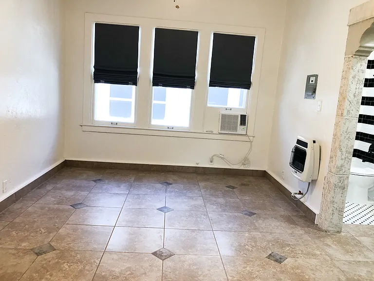 420 E Dewey Pl #208 — Photo 6