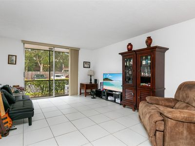 7175 Orange Drive #119H, Davie, FL, 33314