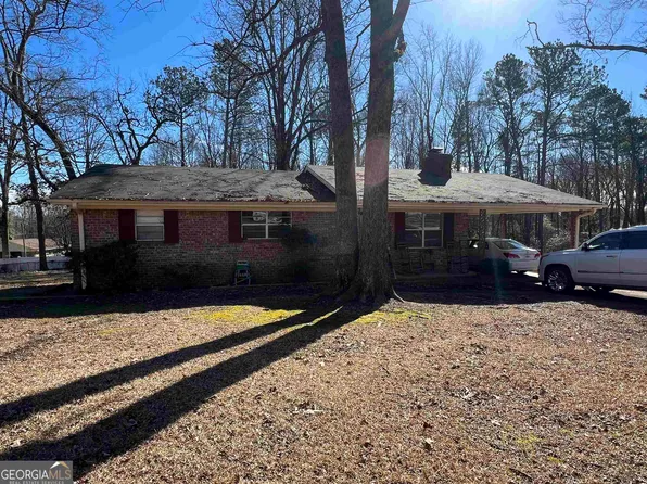 3724 Renee Cir, Gainesville, GA 30507