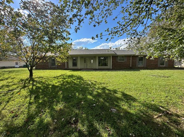 341 Hickory Dr