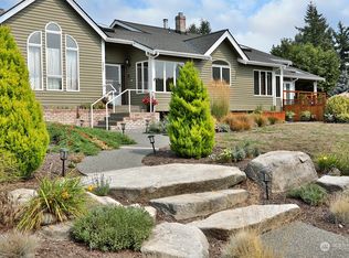 2461 Hillis Dr, Langley, WA 98260