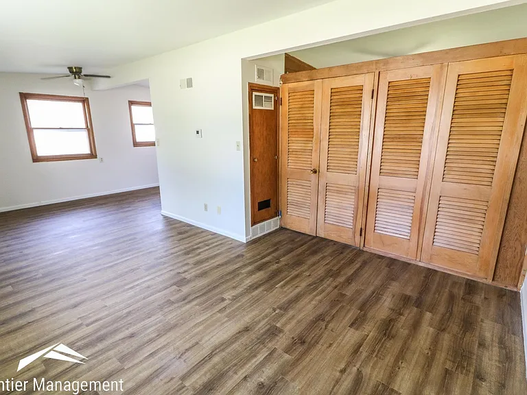 2326 Kraig Rd — Photo 5