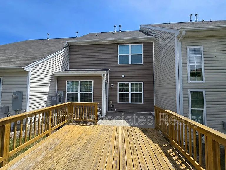 545 Song Sparrow Ln — Photo 12
