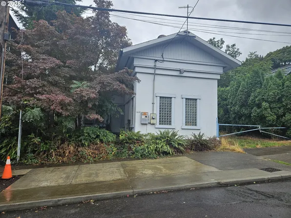 540 S Nevada St, Portland, OR 97219