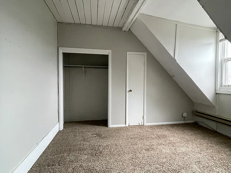 13 Buckingham St #5 — Photo 5