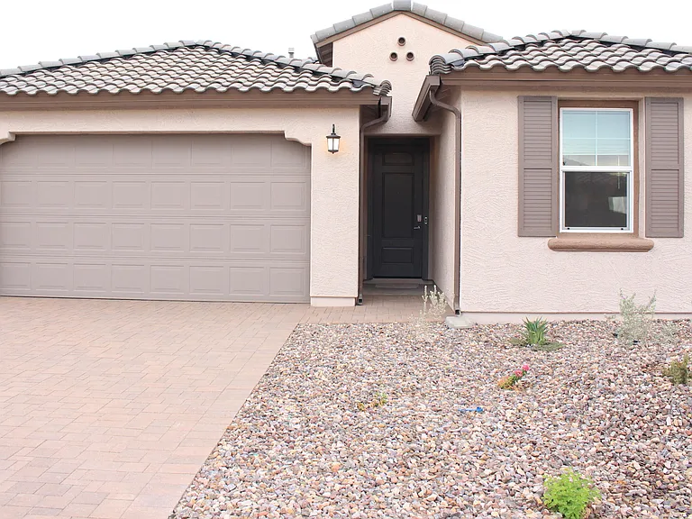 4522 S 127th Dr — Photo 1