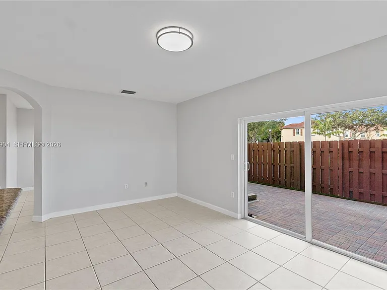 1655 NE 33rd Rd #1024 — Photo 13