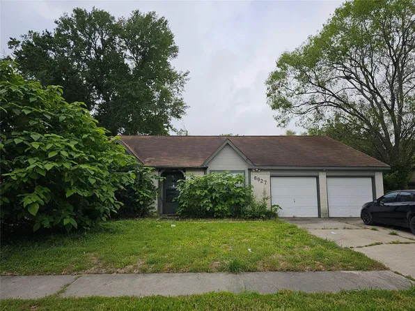 6927 Silver Star Dr, Houston, TX 77086