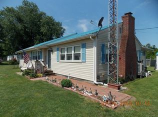 16496 Saint Thomas Rd, Bloxom, VA 23308