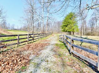 7460 E Robertson Rd, Trafalgar, IN 46181