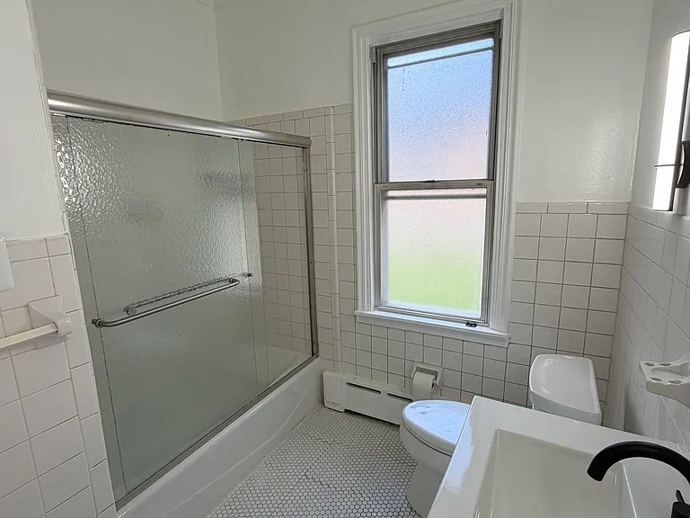 302 Shadeland Ave — Photo 19