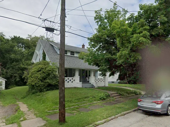 511 Wildwood Ave, New Castle, PA 16105