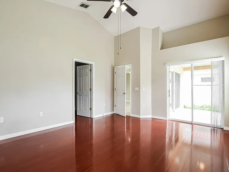 14643 Lady Victoria Blvd — Photo 11