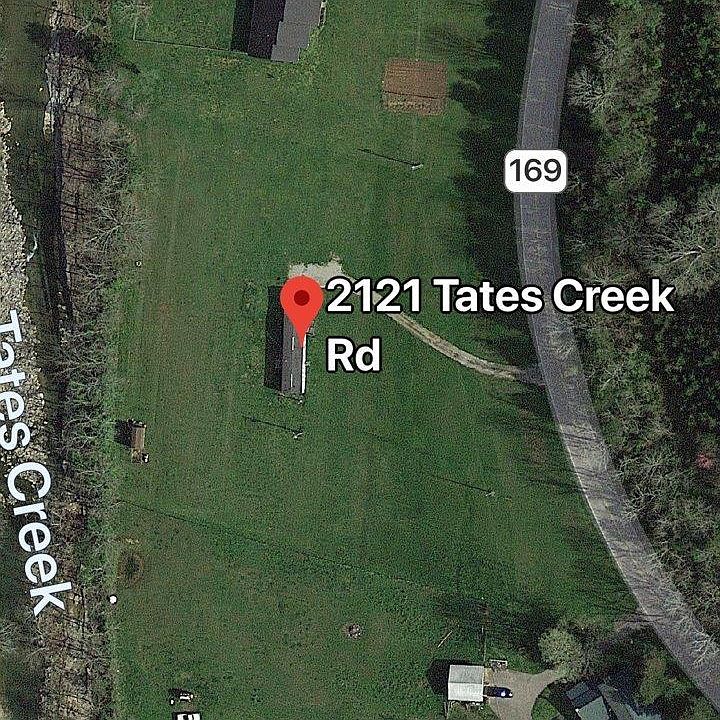 2nd image of 2121 Tates Creek Rd