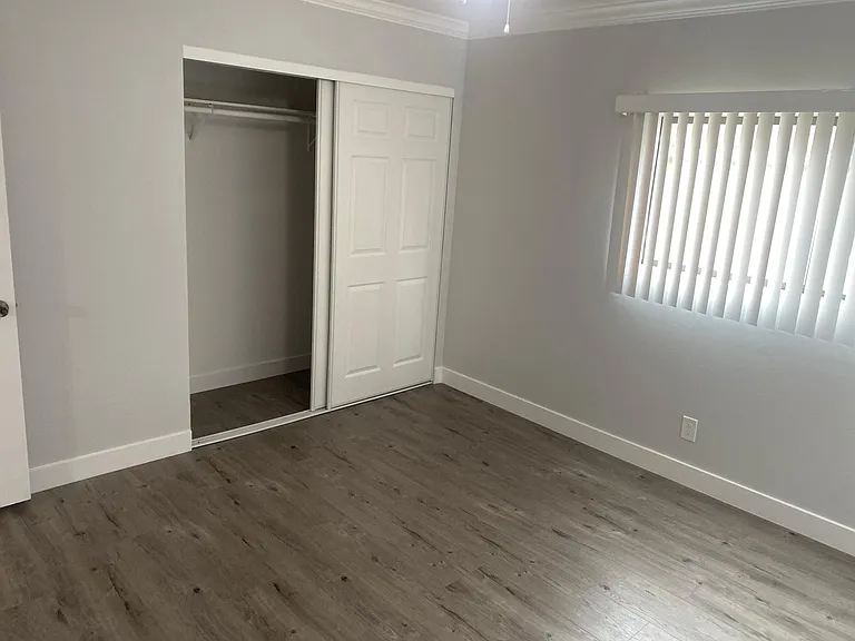 6018 Barton Ave #6 — Photo 11