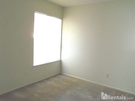 5th image of 25685 Ericson Dr