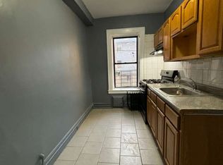 810 Broadway Ave #102, Newark, NJ 07104