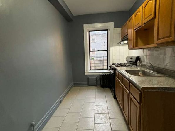 810 Broadway Ave #102