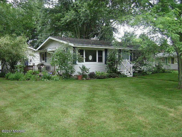 1st image of 444 East Dr
