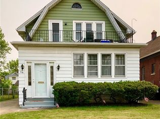 116 W Girard Blvd, Buffalo, NY 14217
