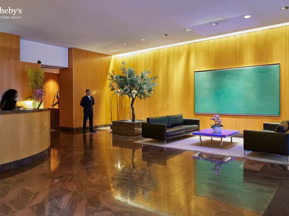 15 West 53rd Street image 10 of 11