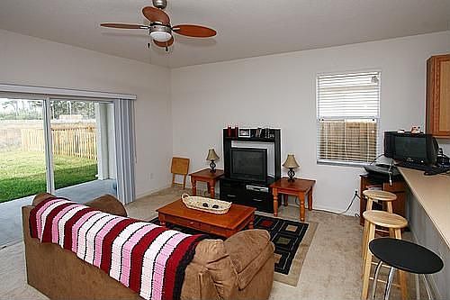 3rd image of 4023 Langdrum Dr