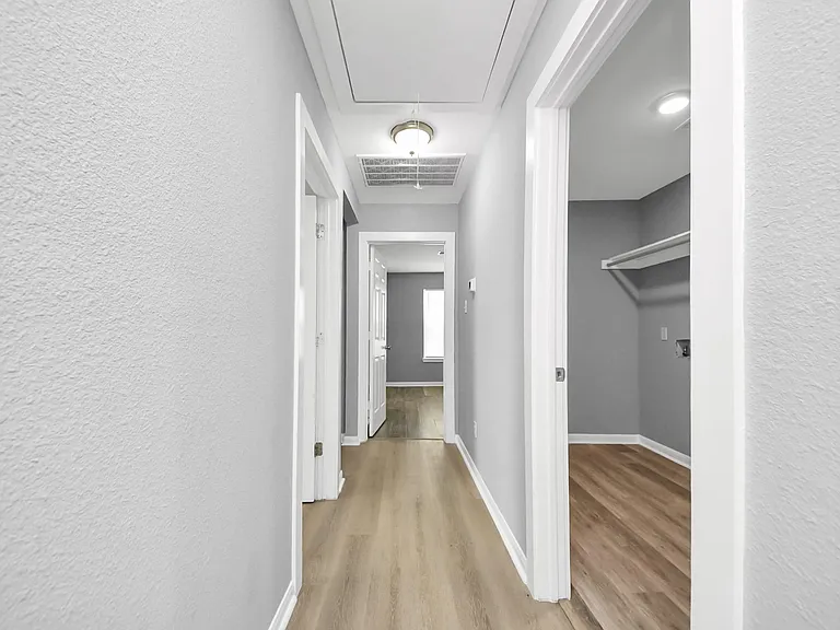6832 Foster St — Photo 22