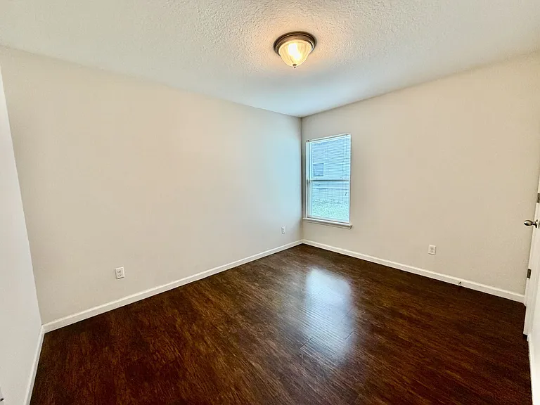 8135 Firetower Rd — Photo 5